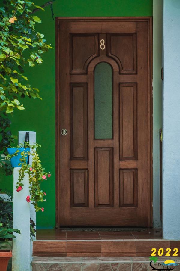 Sun Breeze Hotel El Remate Bagian luar foto